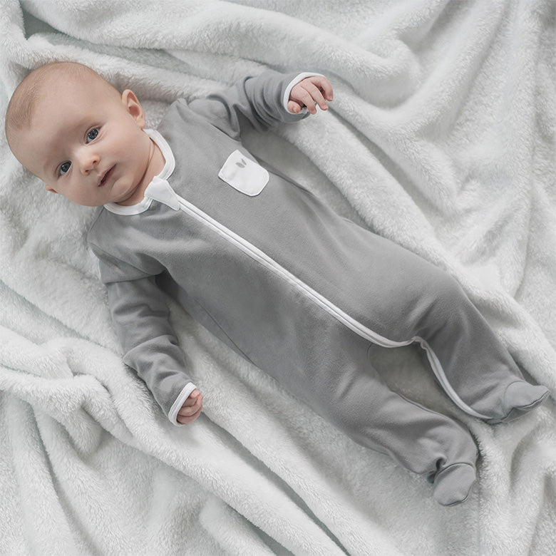 Grey Sleepsuit_04
