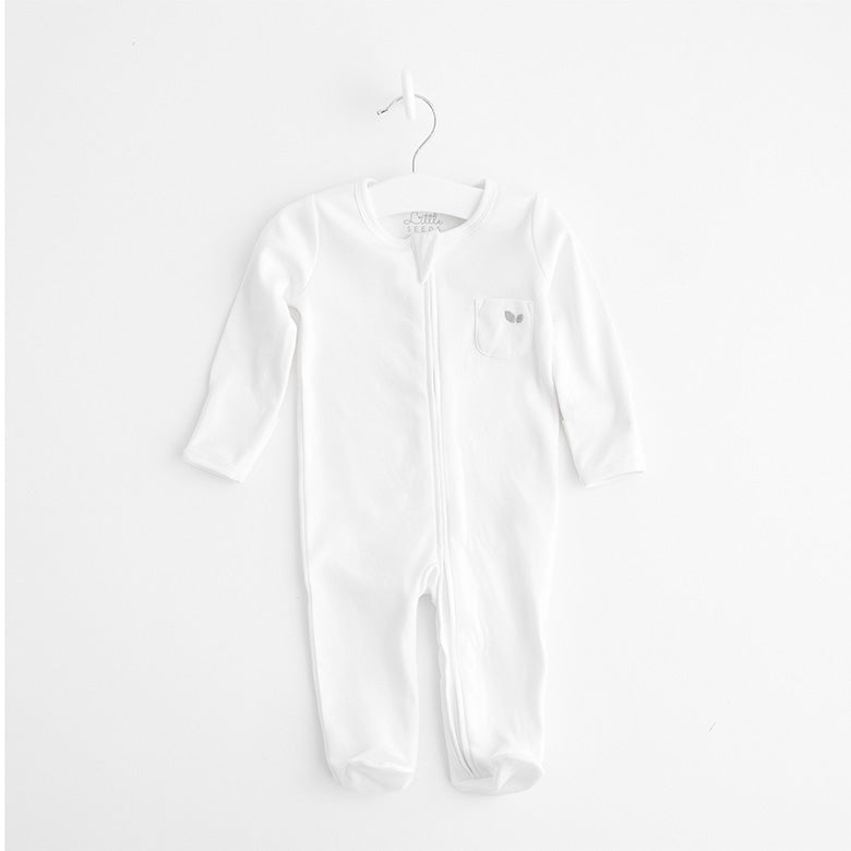 White Sleepsuit_03
